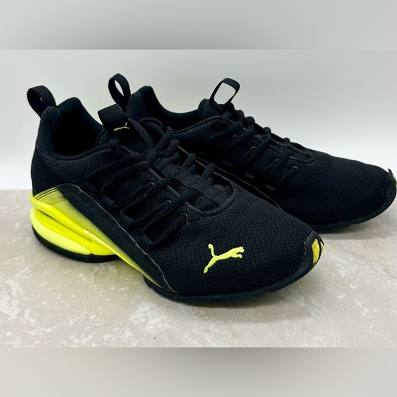 Boys puma shoes Sz 6C - Picture 2 of 8